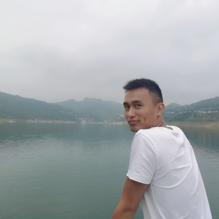 眸诩的照片
