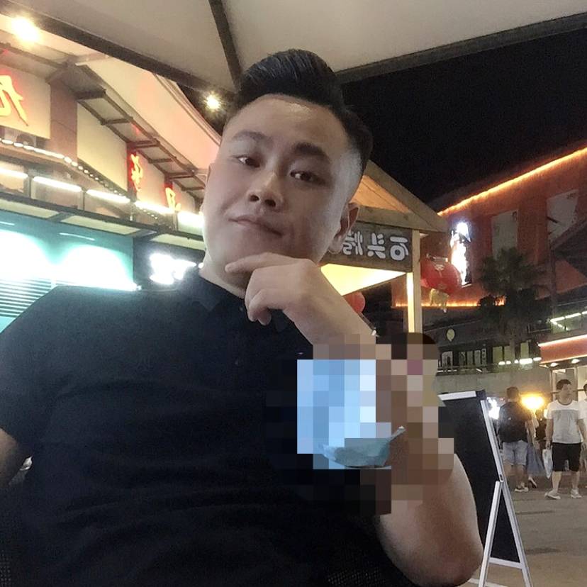 Ms易拉罐的照片
