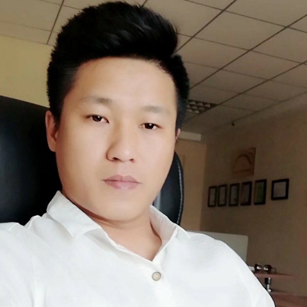 找个人好好爱的照片