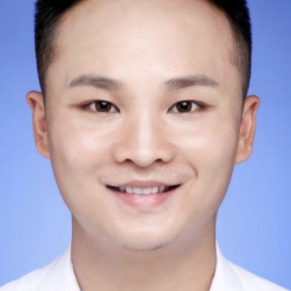 鲨鱼先生，的照片