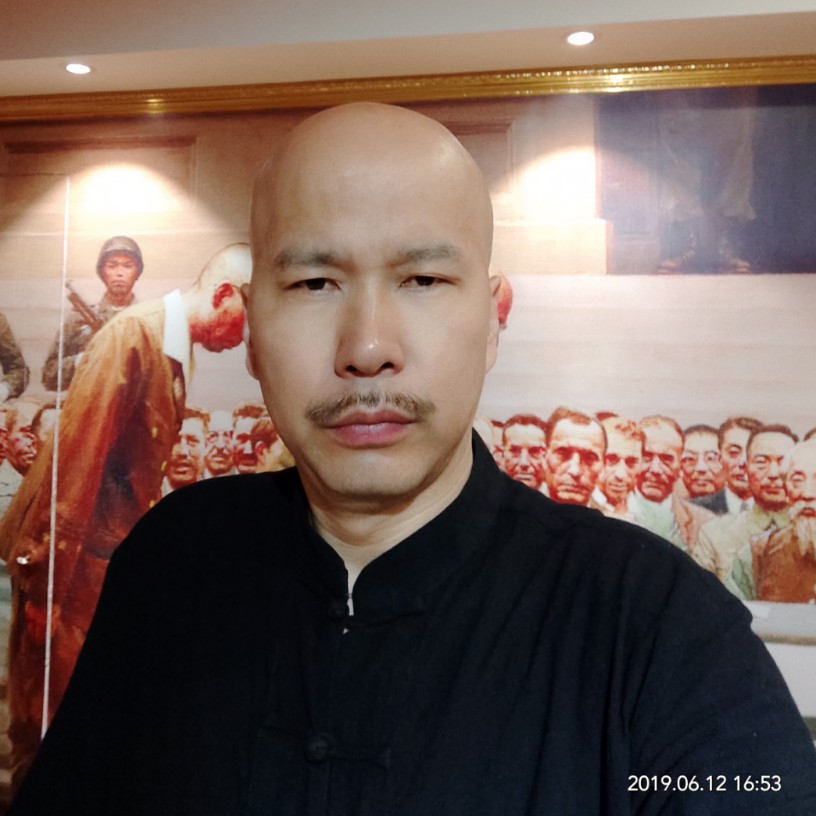 委员长999的照片