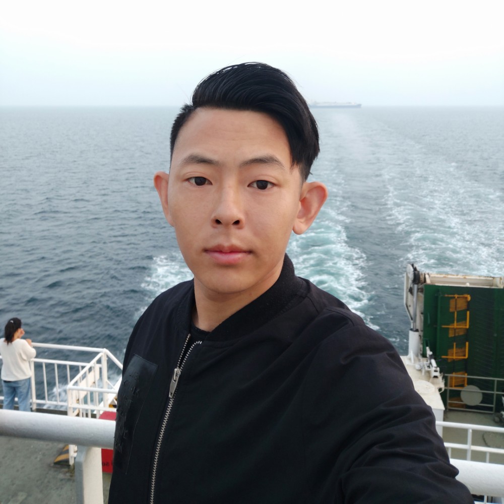 好男人一个的照片