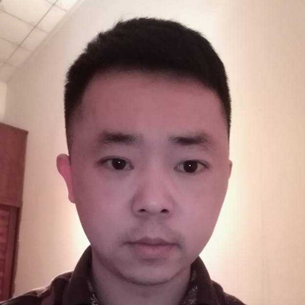 单身回首白昼的照片