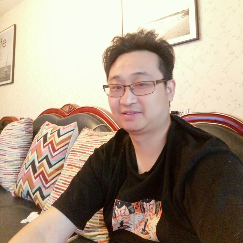 默莫魔的照片