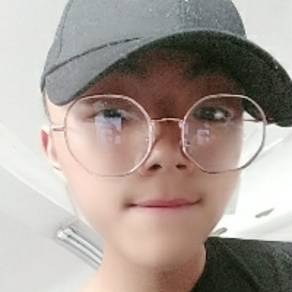 苟嘉乐的照片