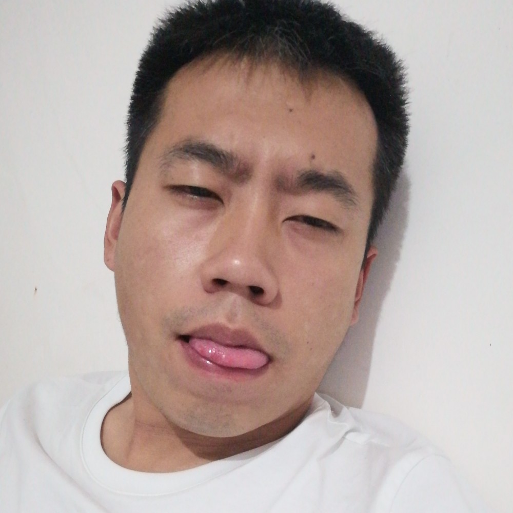 小馒头倾心高兴的照片