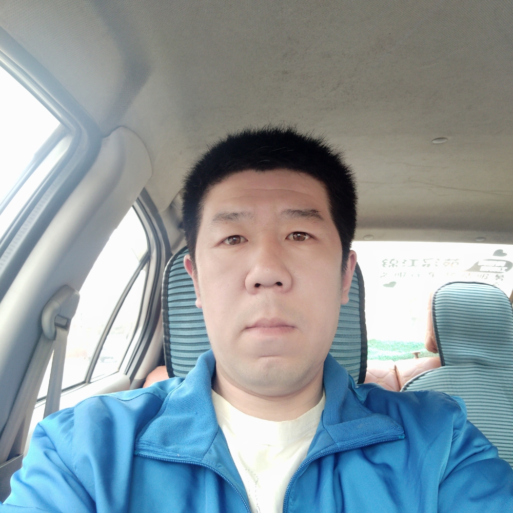 电源笑高大的照片