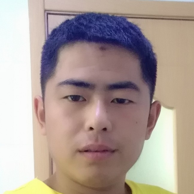 黄豆怕孤独的照片