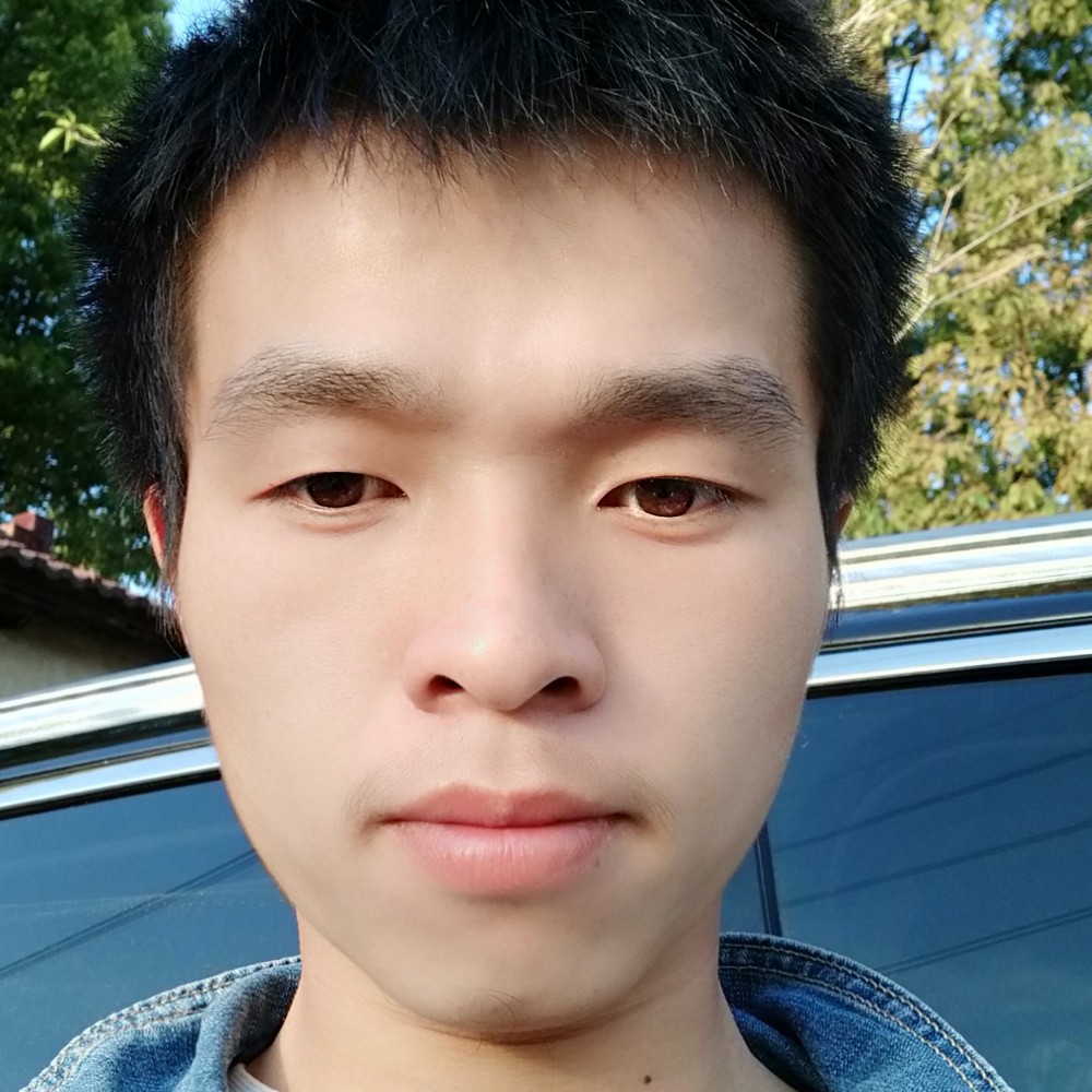 云朵甜甜的照片