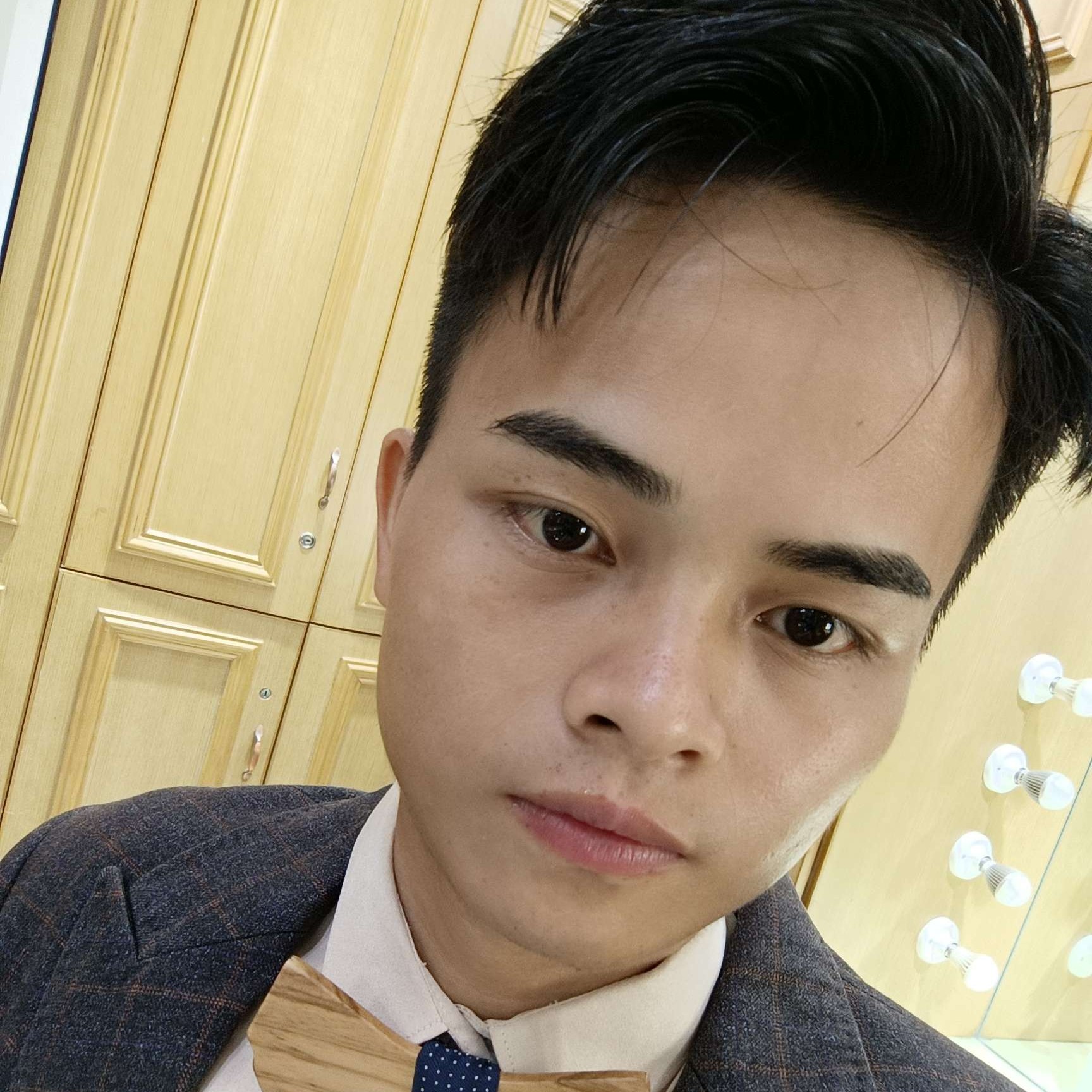 LiJ.的照片