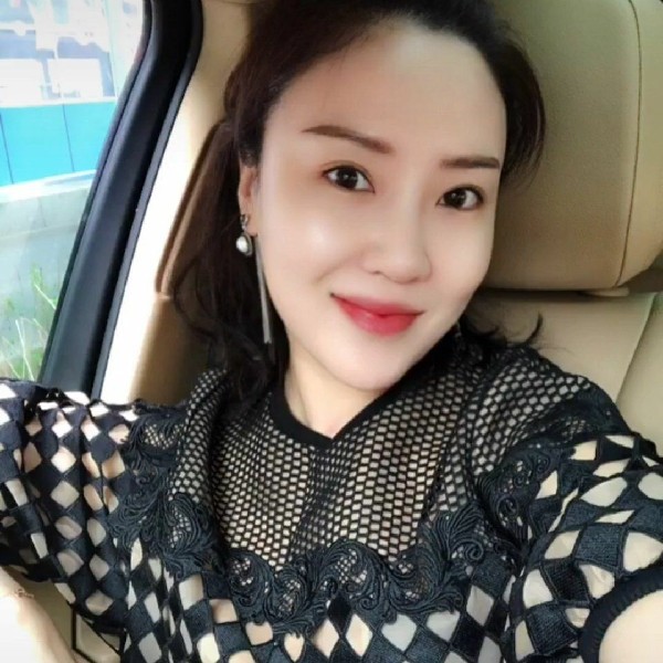 完美拾忆小熊猫的照片