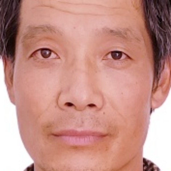 超帅苦恋黄蜂的照片