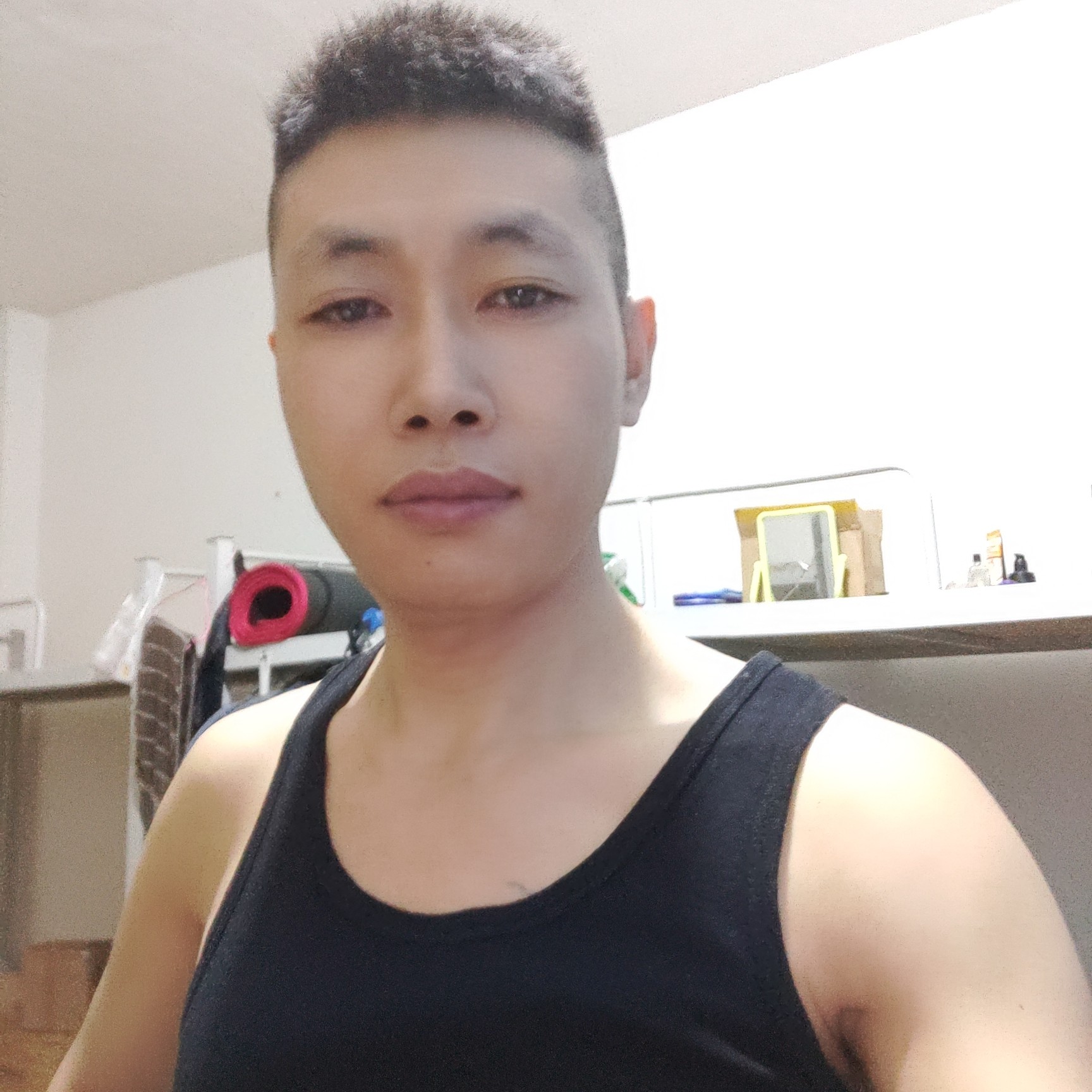 昏睡和香烟的照片