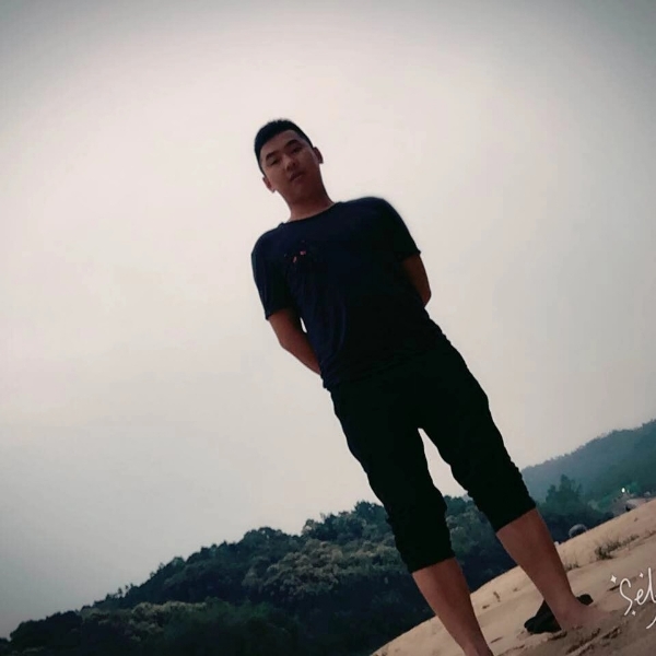 过气蓝朋友的照片