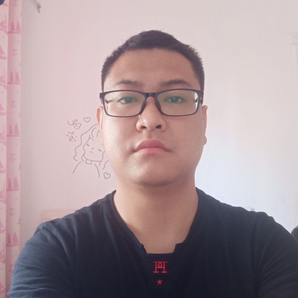 洛尘蹙眉细心的照片