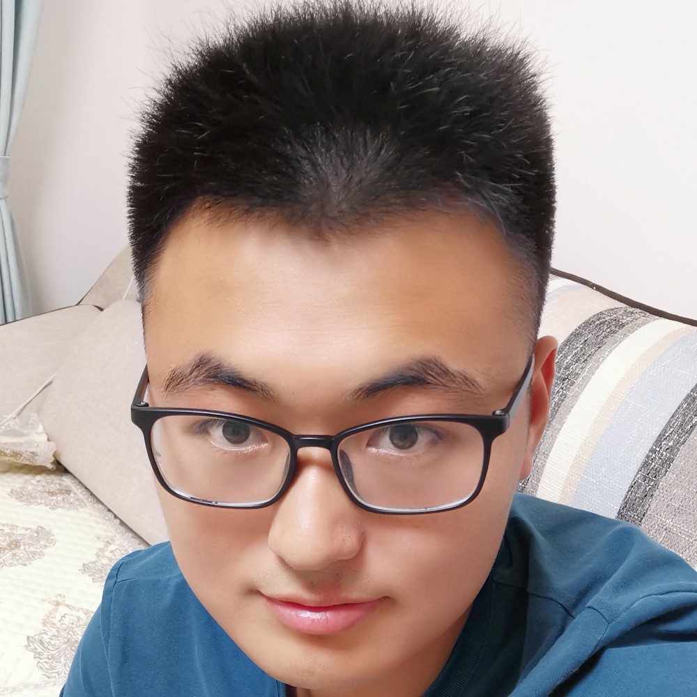 大胆就萝莉的照片