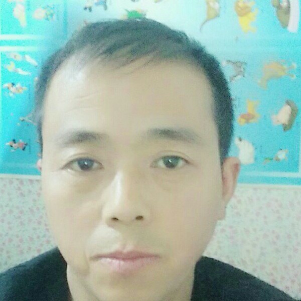 情话深拥缠绵的照片