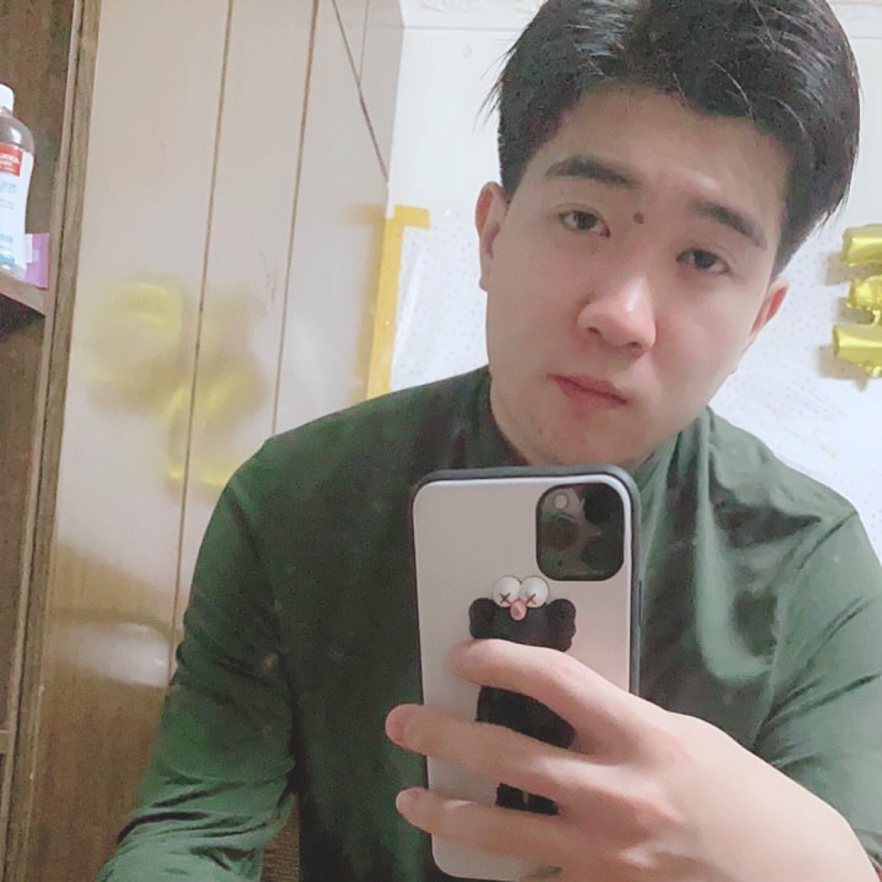 L  r的照片