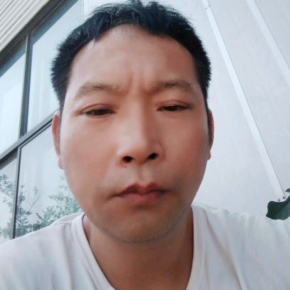 柏要礼的照片