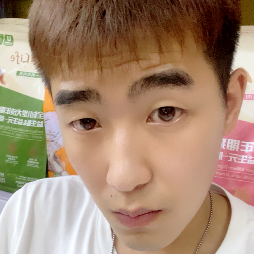 一只小仔仔的照片