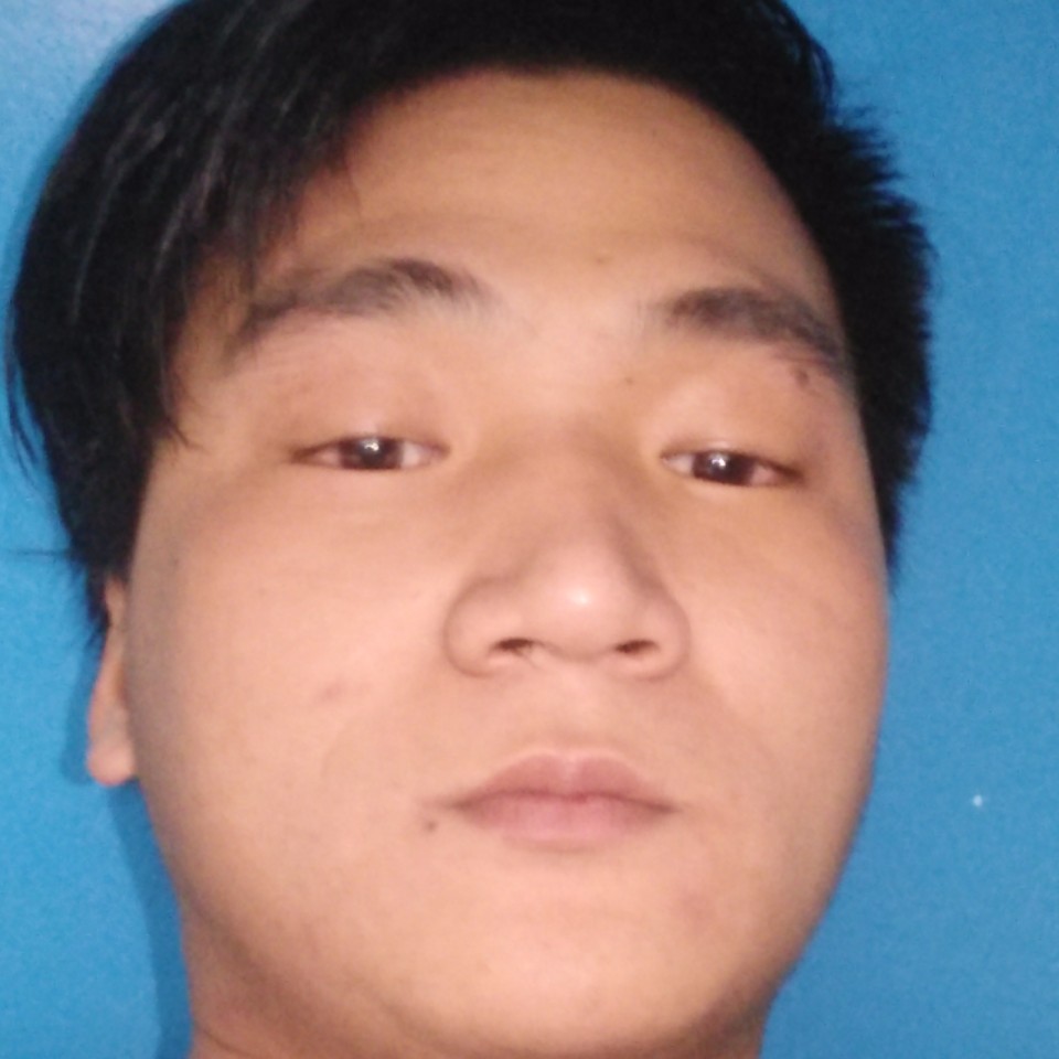 尘宵邂逅魁梧的照片