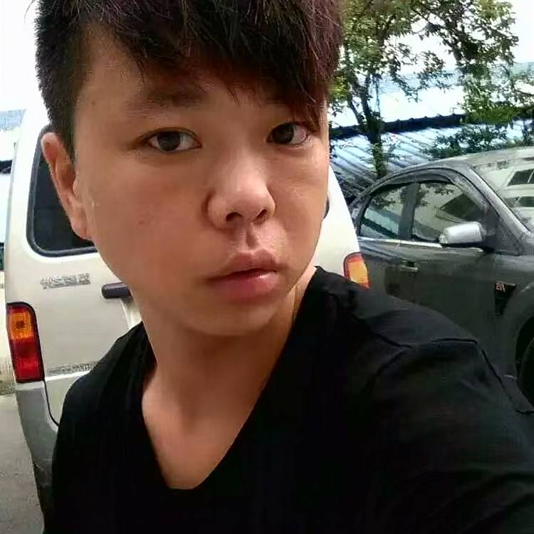 消失的背影的照片