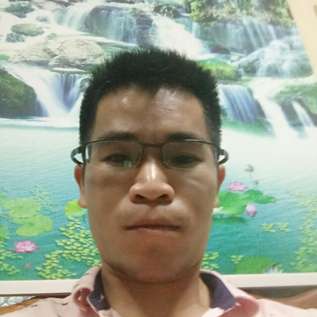 汤荣的照片
