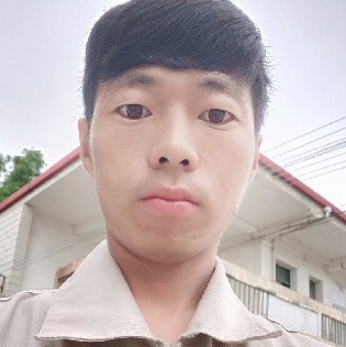 中心邂逅执着的照片