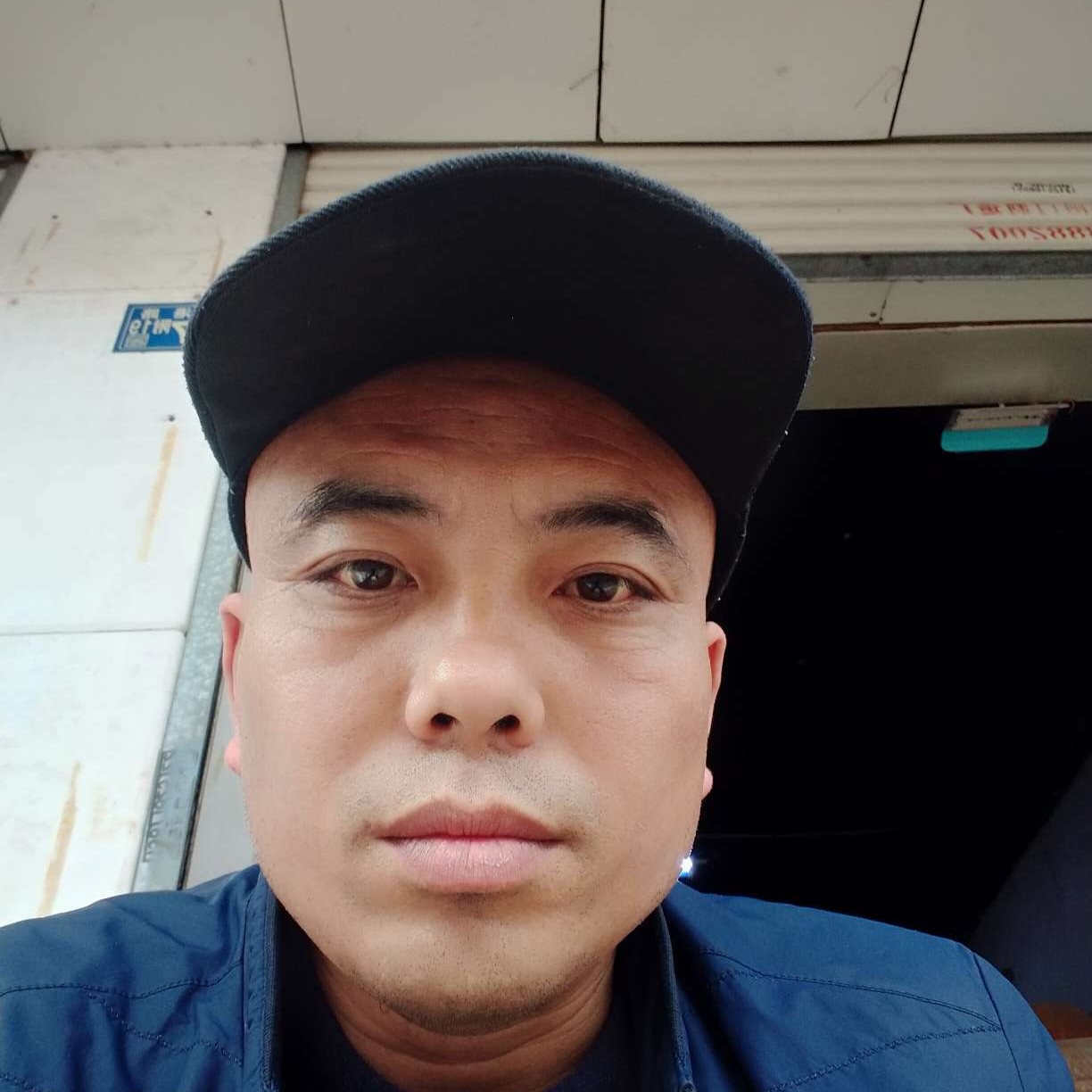 河北笑宇弯头法兰的照片
