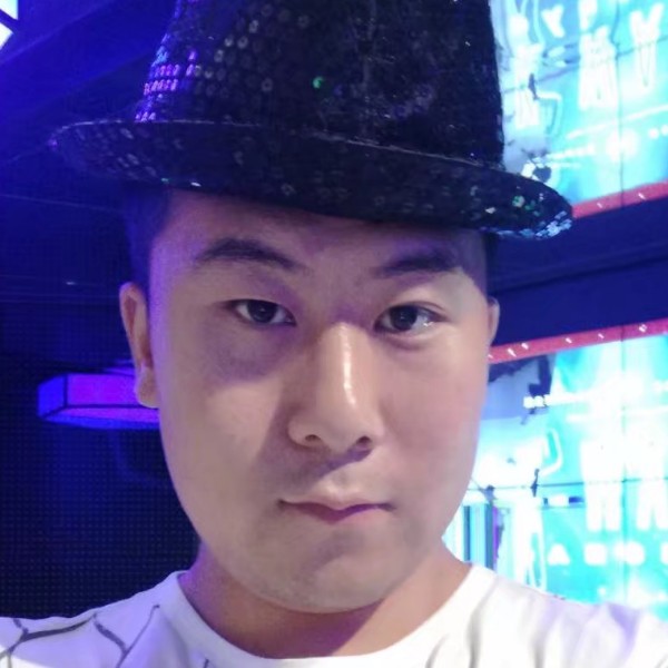 帅哥是非多的照片