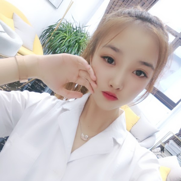 别碰我的丸子头的照片