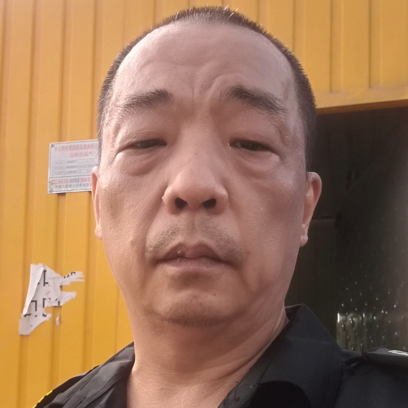 落霞挽手可爱的照片