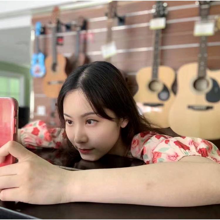 含小樟的照片