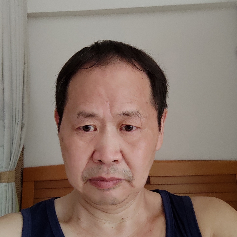 尊敬书本独丑的照片