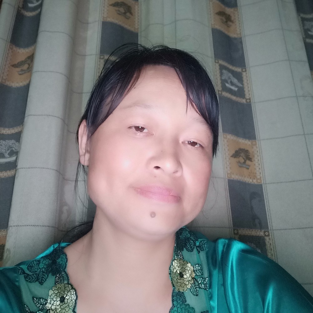 火龙果还会撒娇的照片