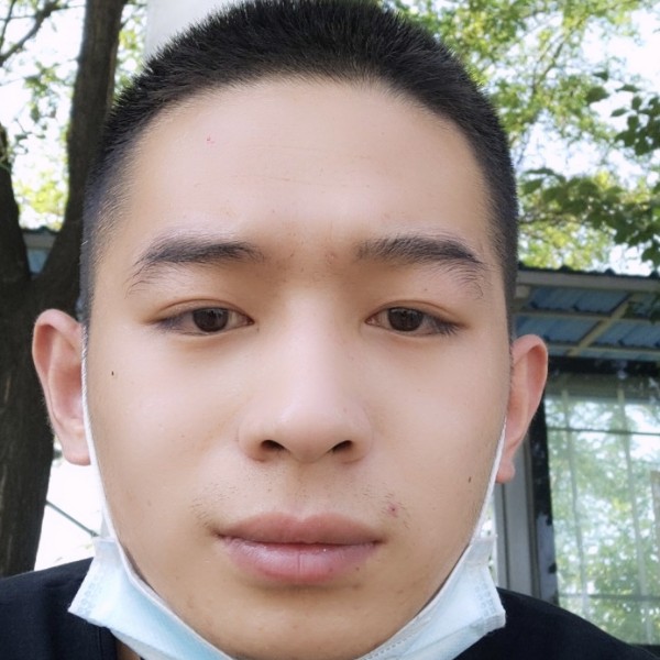 怕黑邂逅兮颜的照片