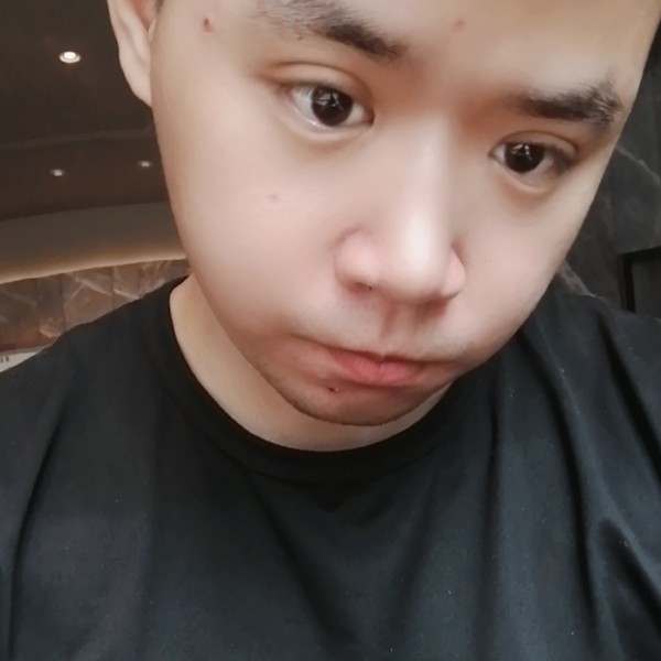 杨帆，的照片