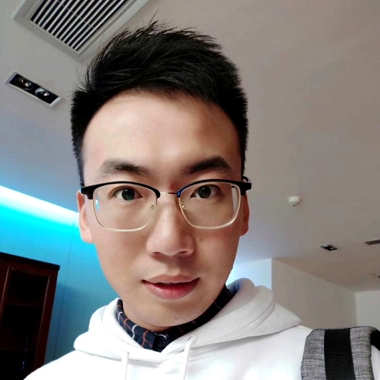 搞it的王老师儿的照片