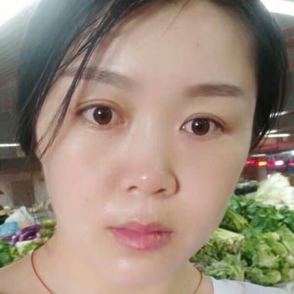 服饰隐忍的照片