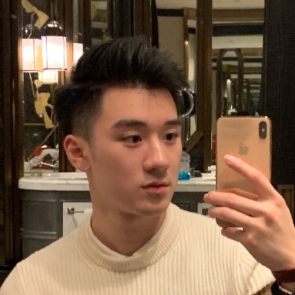 yu阳哥哥的照片