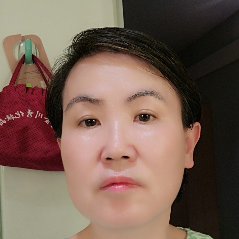 小懒猪爱恋鲤鱼的照片