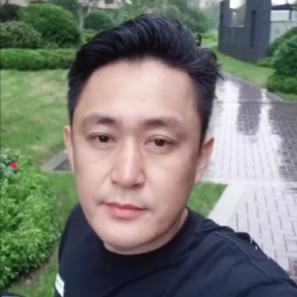 心若向阳阿的照片