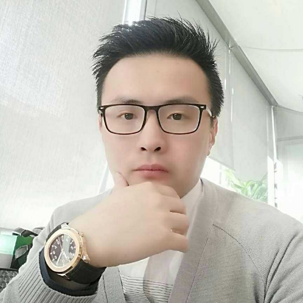 钥匙邂逅寂冷的照片