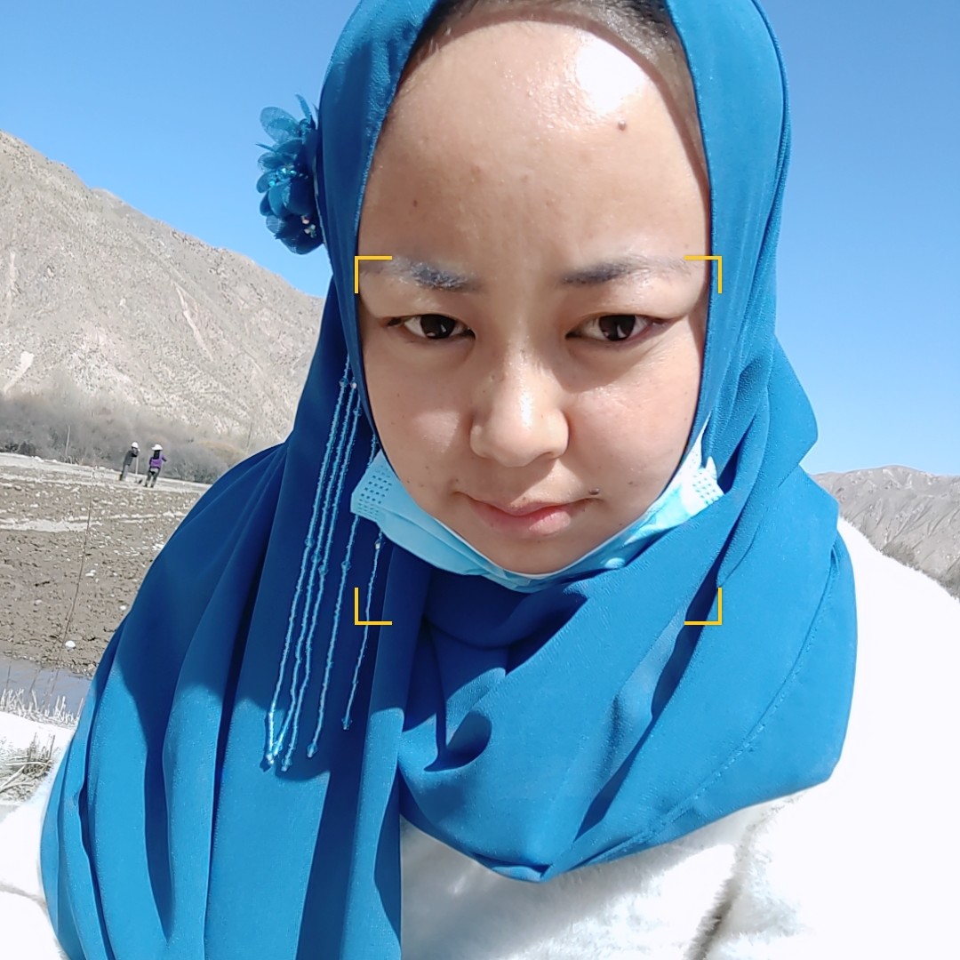 大胆蹁跹学姐的照片