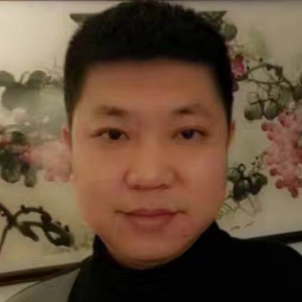 矛戈的照片