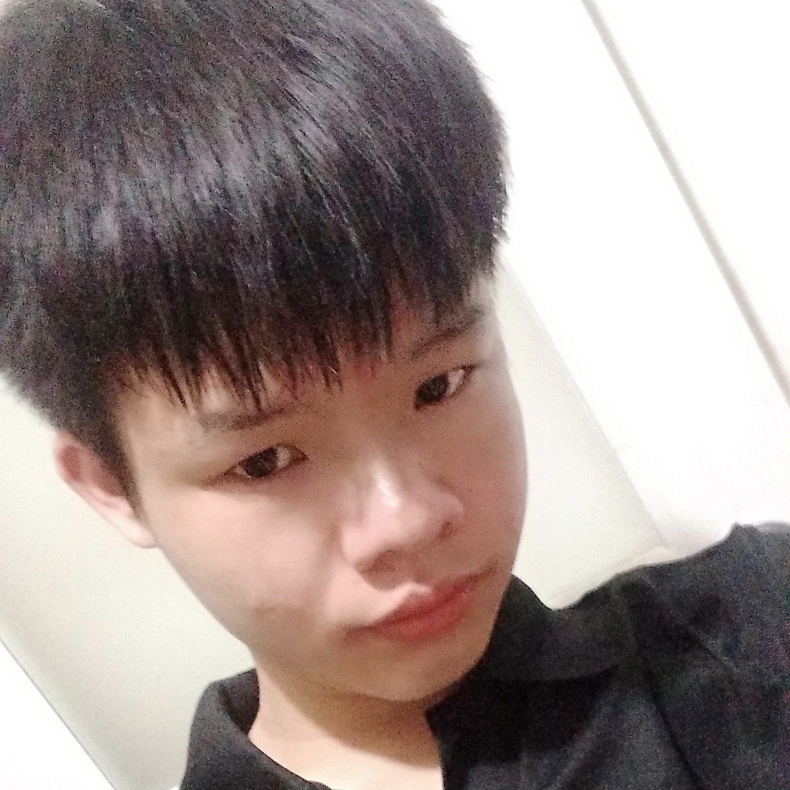 糊涂踢冰淇淋的照片