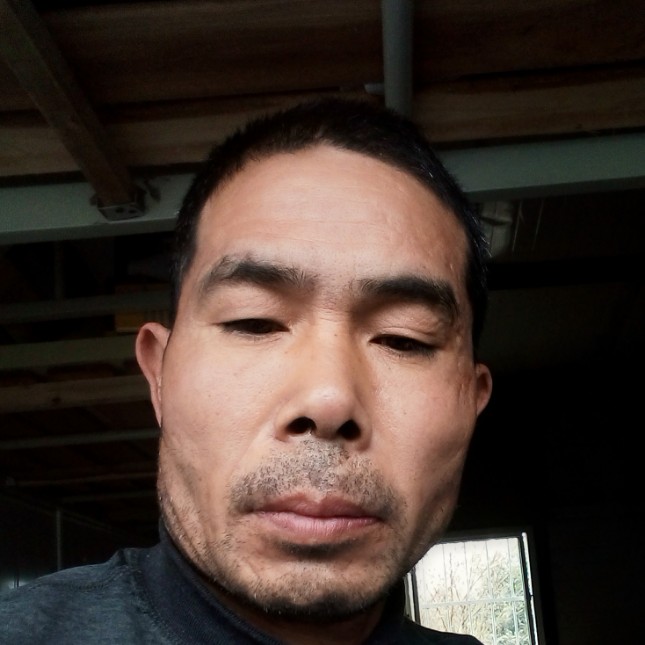 旧时光迎路灯的照片
