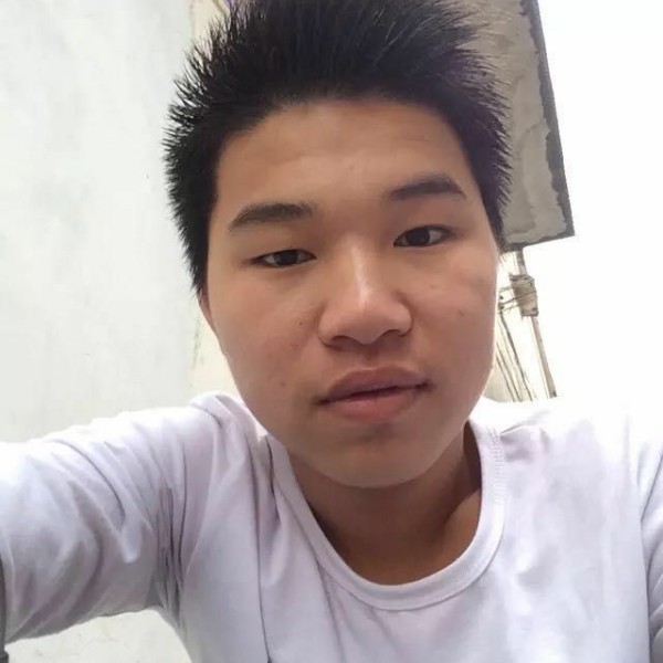 张坚发的照片