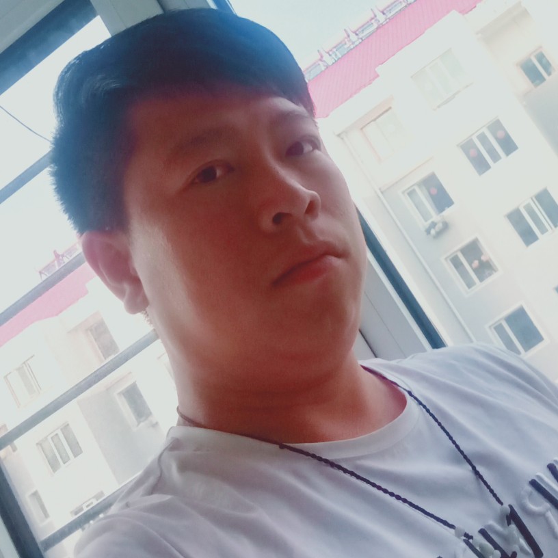 身影相许缠绵的照片
