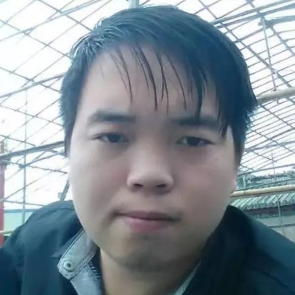 李小洪的照片
